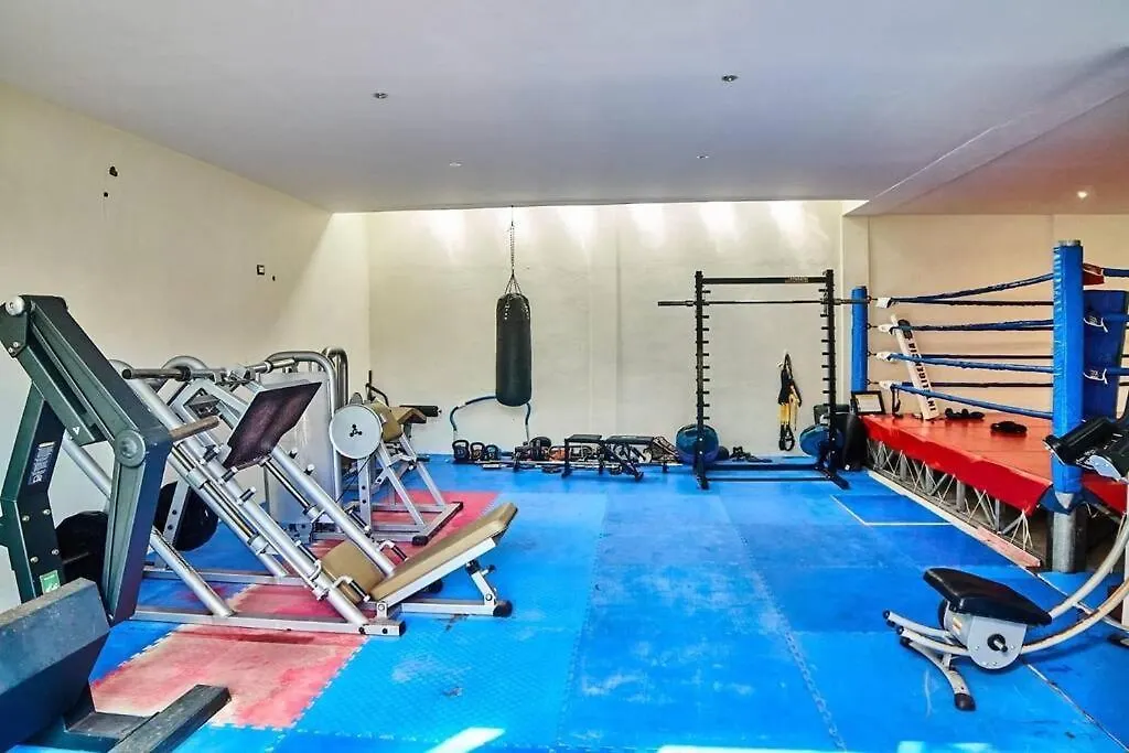 Cancun Prime All-Inclusive Mansion - Cozy Suite Mansion Pool Gym Mexico