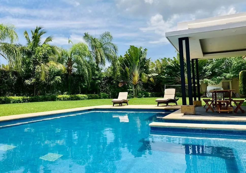 Villa Cancun Prime All-Inclusive Mansion - Cozy Suite Mansion Pool Gym Mexico